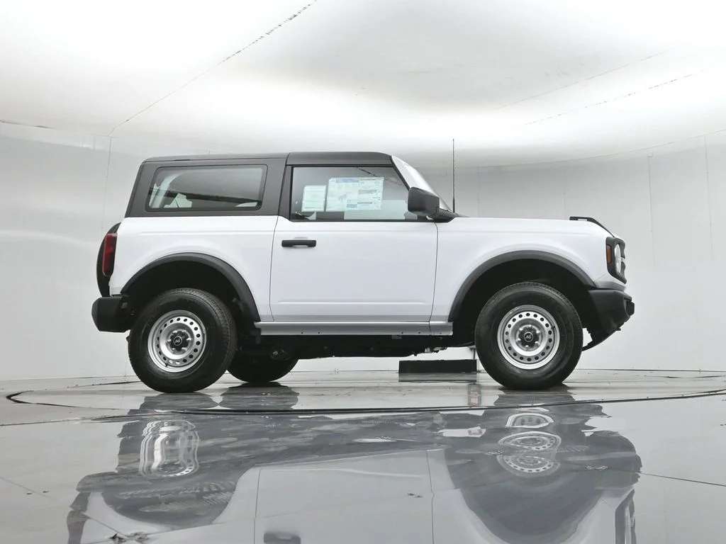 New 2026 Oxford White Ford Base image 43