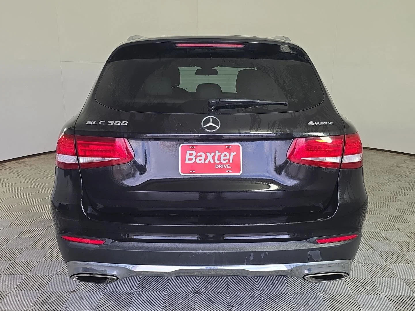 Used 2017 Black Mercedes-Benz GLC 300 4MATIC® SUV image 5