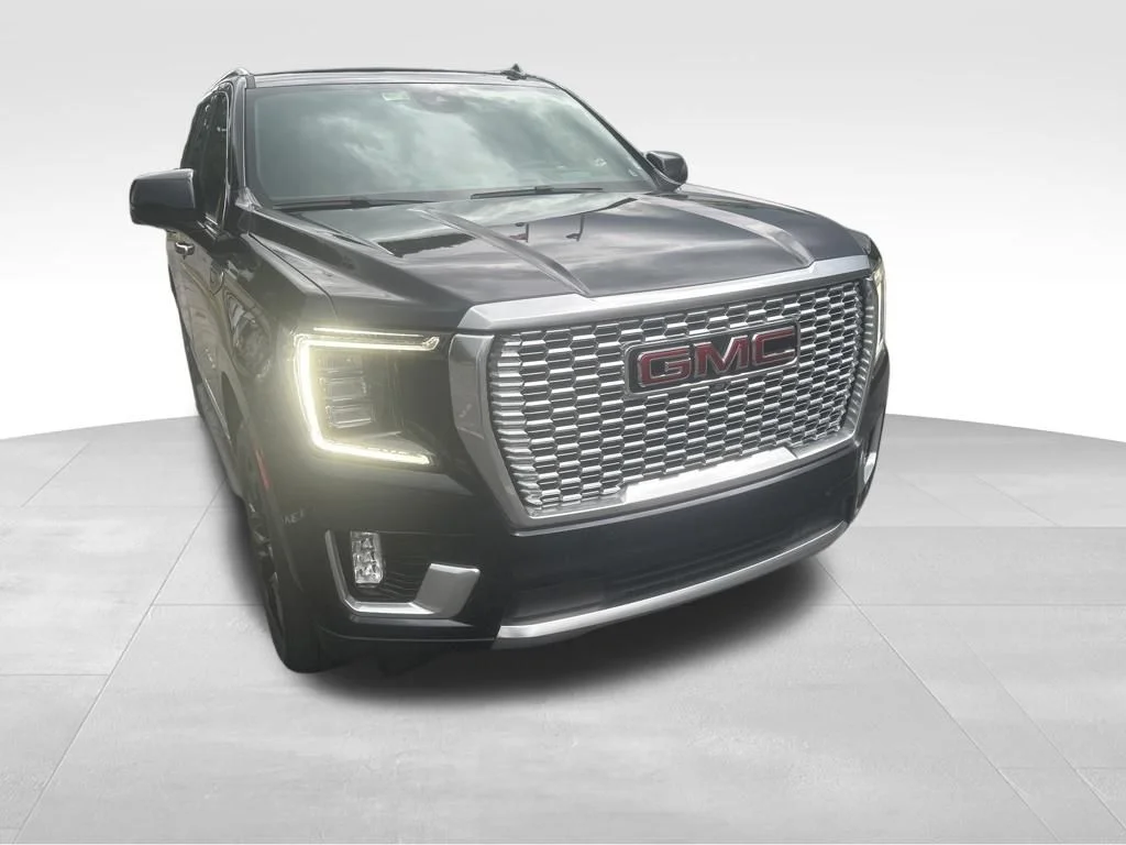 Used 2023 Blue GMC Denali image 37