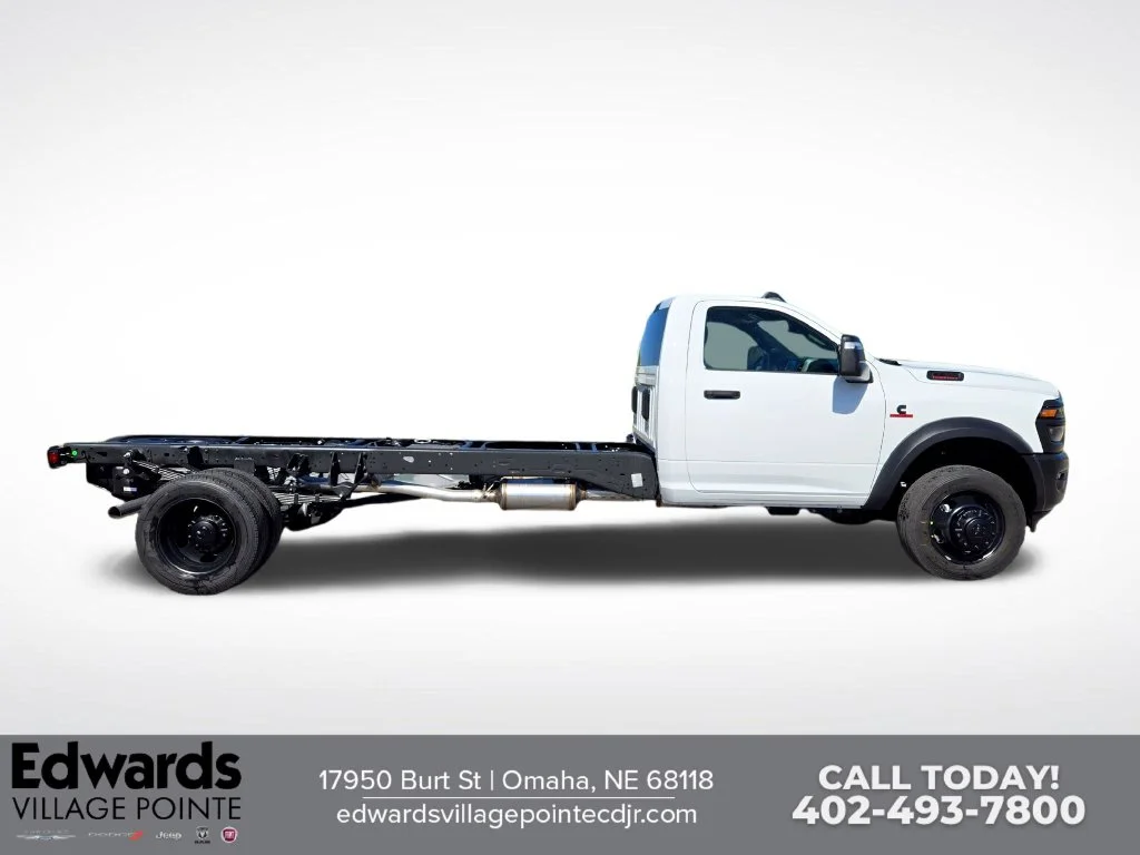 New 2027 White Ram Tradesman image 2
