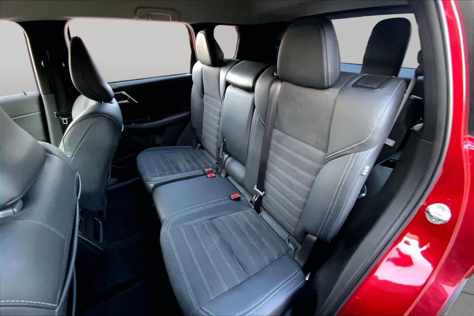 Used 2025 Red Diamond Mitsubishi SE image 20