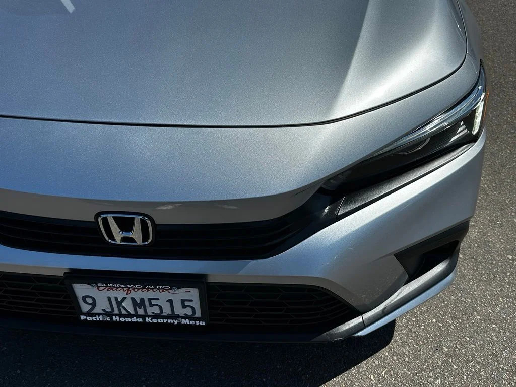 Used 2024  Honda EX image 5