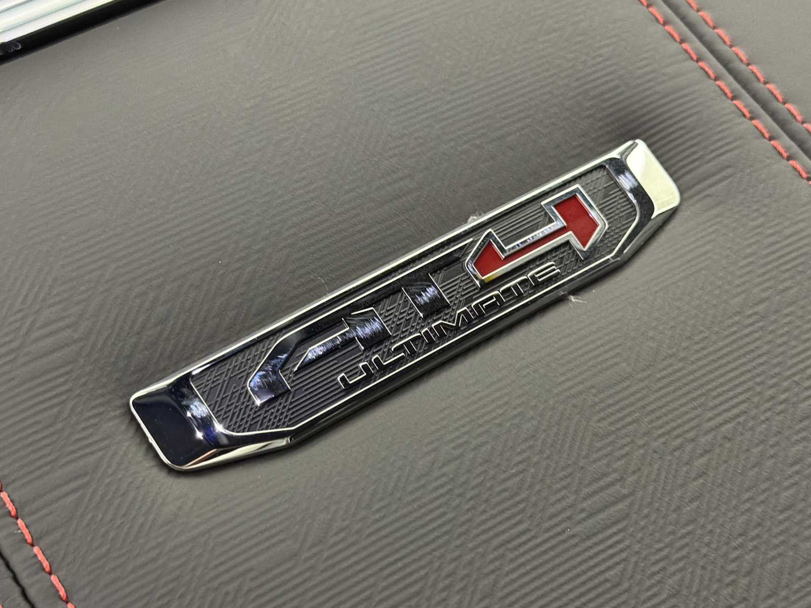 2026 GMC Yukon XL AT4 Ultimate - Photo 35