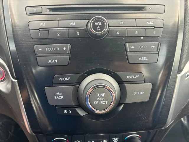 Certified Used 2019 Platinum White Pearl Acura Base image 30