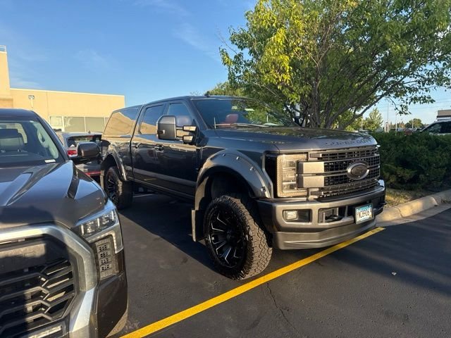 Used 2019 Gray Ford Platinum image 1