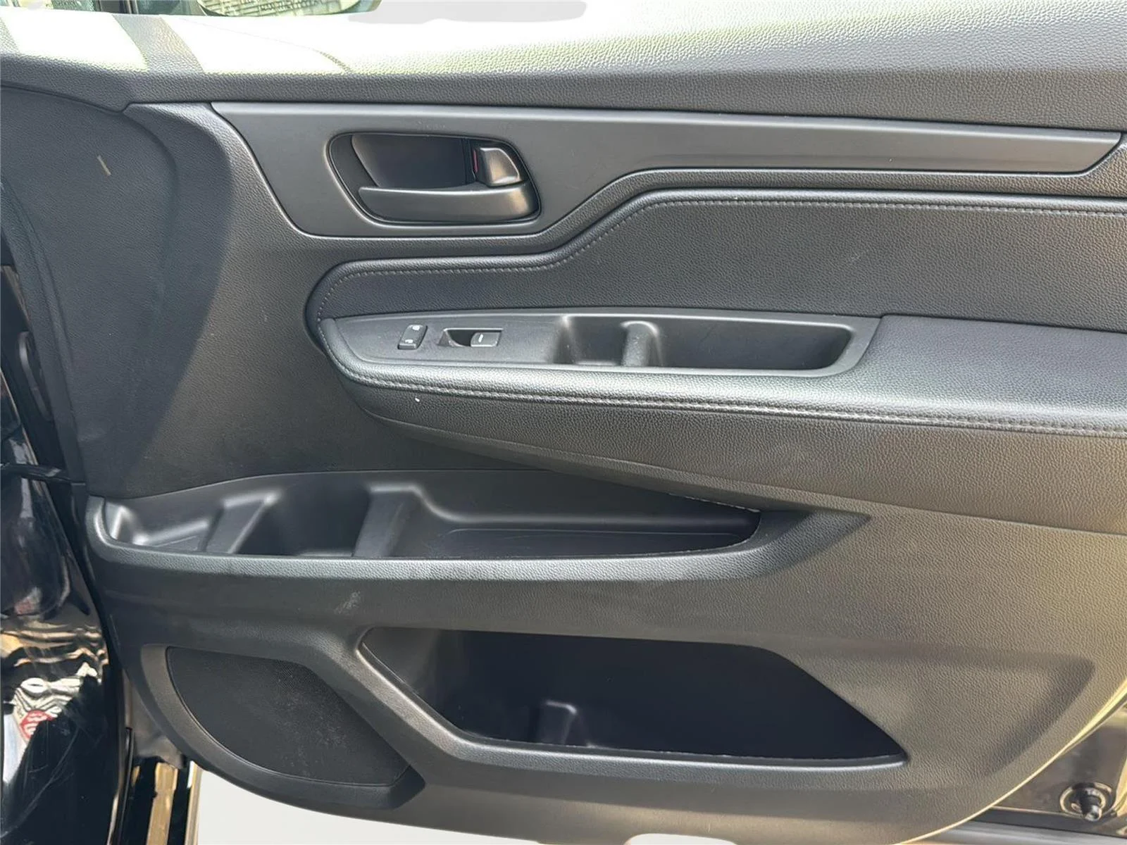 2024 Honda Odyssey SPORT - Photo 25