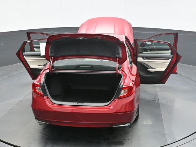 Used 2022 Red Honda Touring image 27