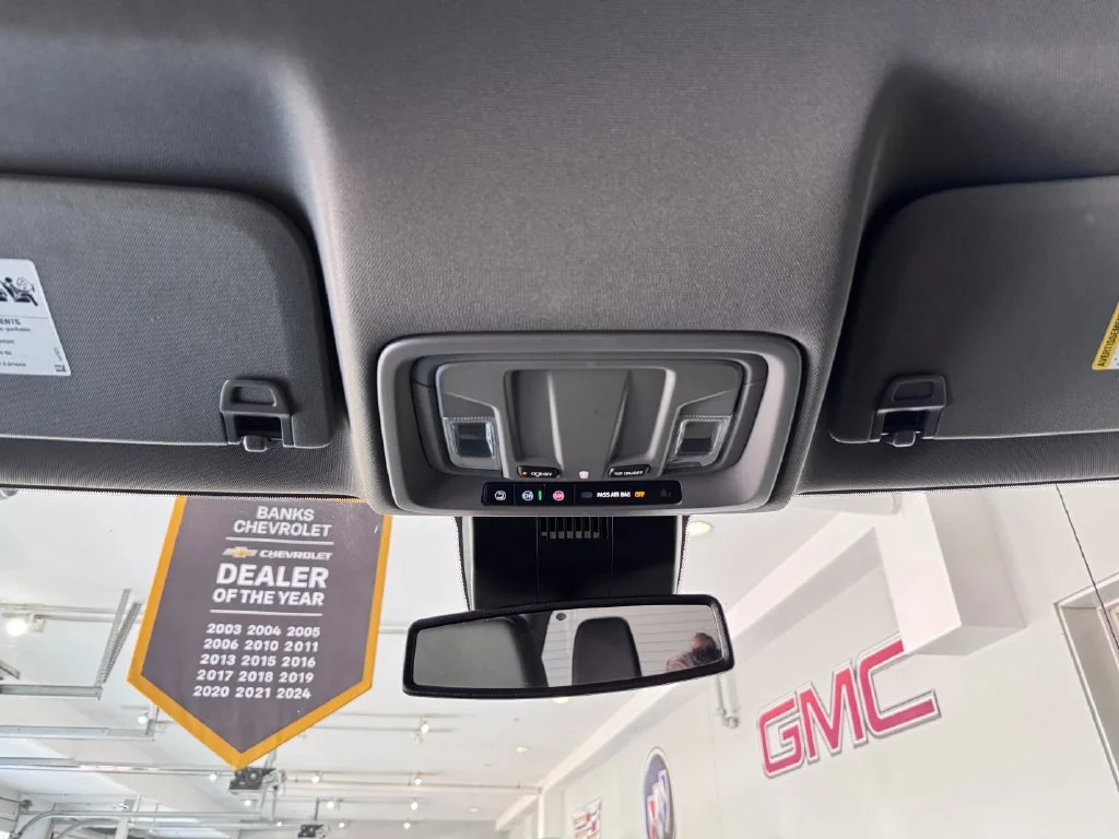 2023 Chevrolet Silverado 1500 LTZ - Photo 28