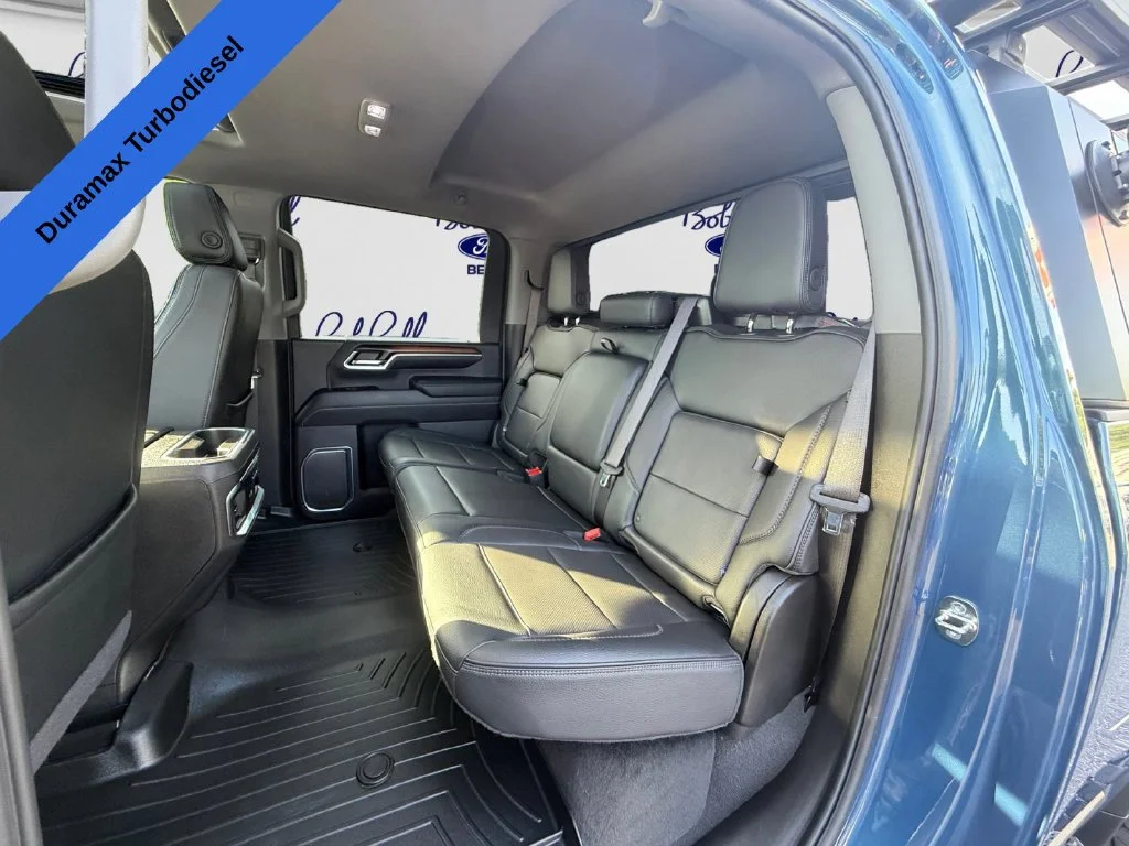 Used 2024 Metallic GMC Denali image 14