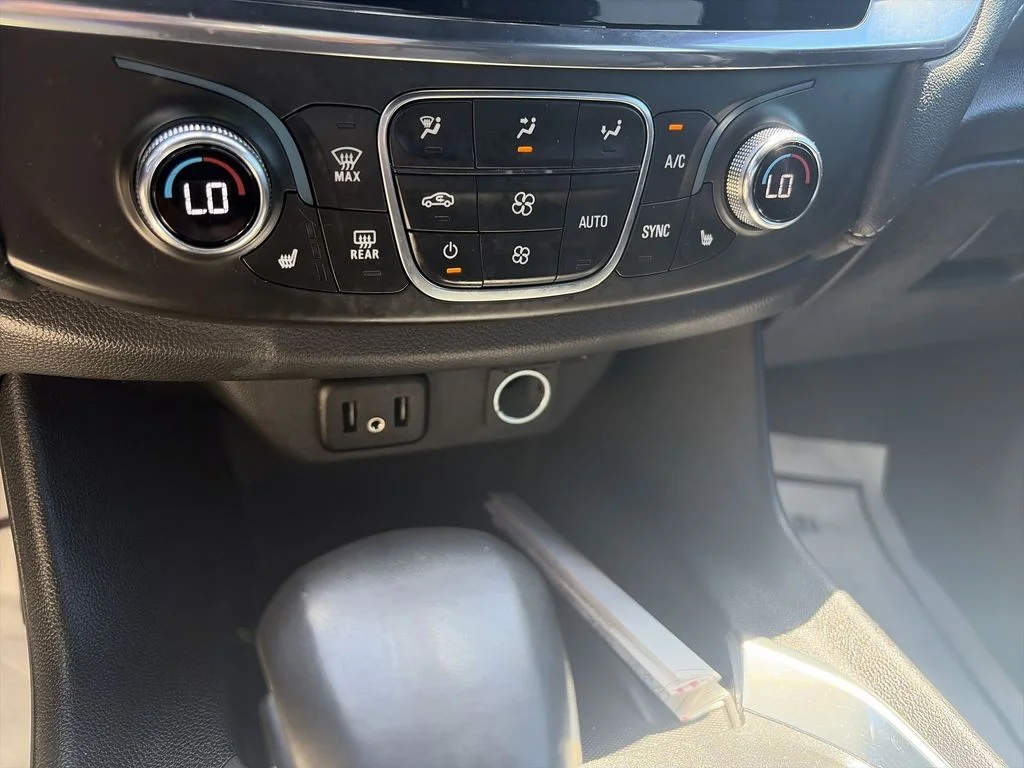 Used 2023 Gray Chevrolet LT Leather image 18