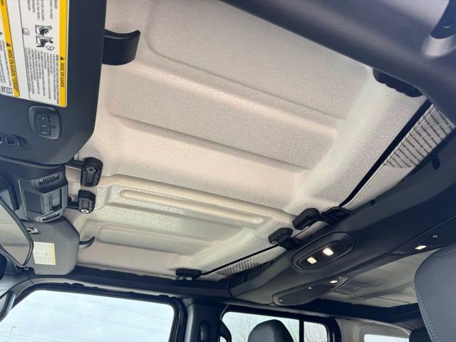 New 2026 Black Clearcoat Jeep Rubicon image 26