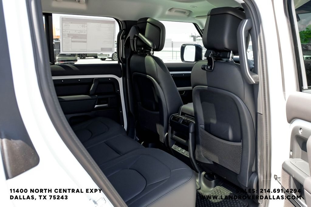 New 2026 Fuji White Land Rover S image 39