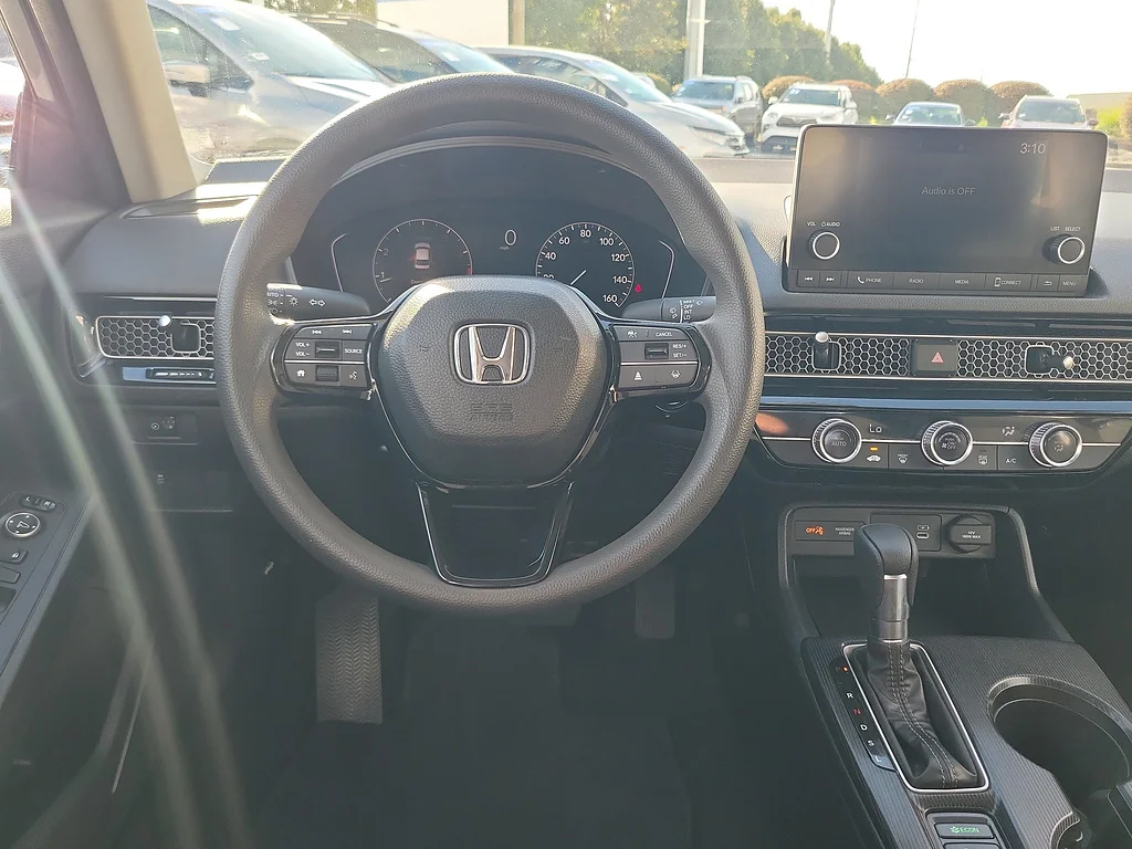 2025 Honda Civic Sedan LX, photo 9 of 12