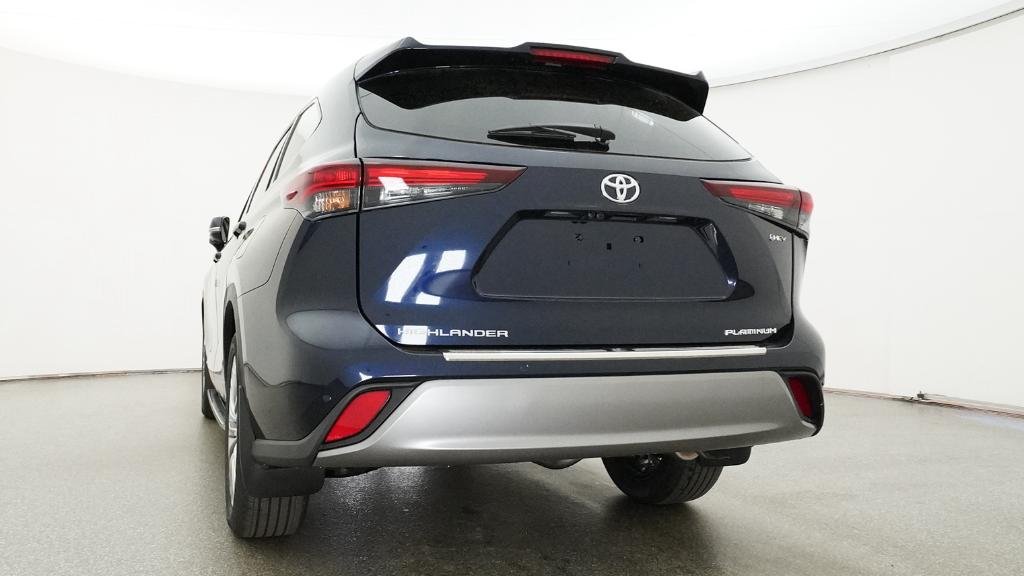 2026 Toyota Highlander Platinum - Photo 19