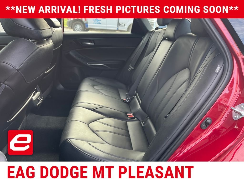 Used 2022 Red Toyota XLE Plus image 10