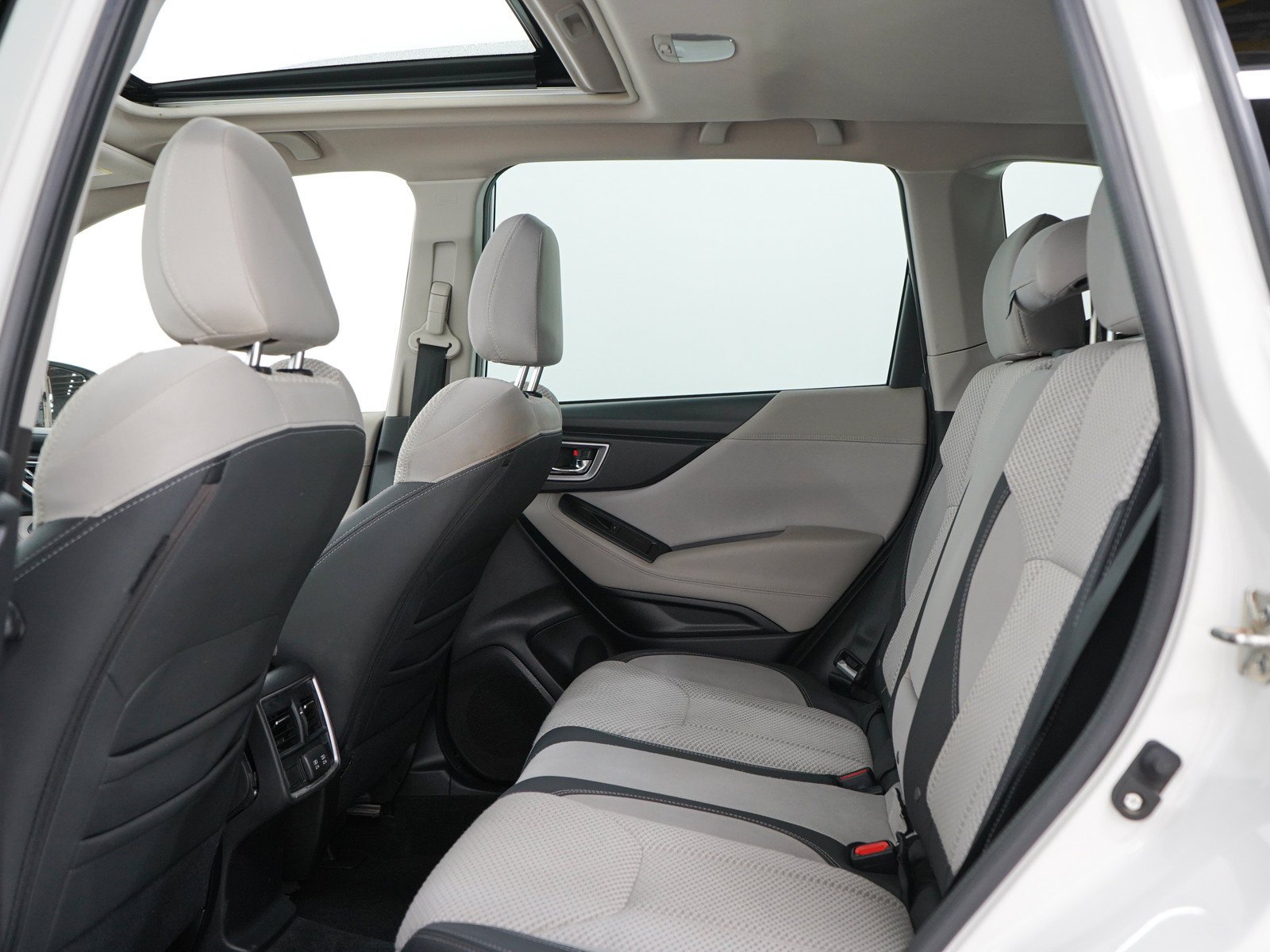 Used 2021 Crystal White Pearl Subaru Premium image 15