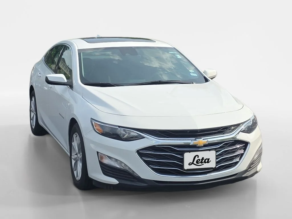 Used 2024 Summit White Chevrolet LT image 4