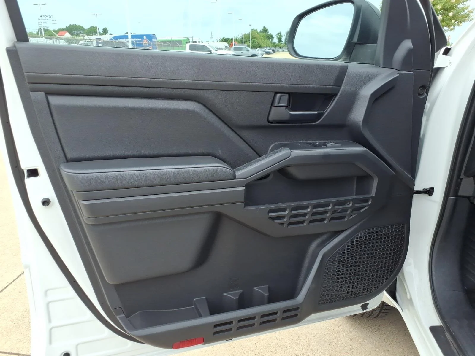 Used 2024 Ice Cap Toyota SR image 19