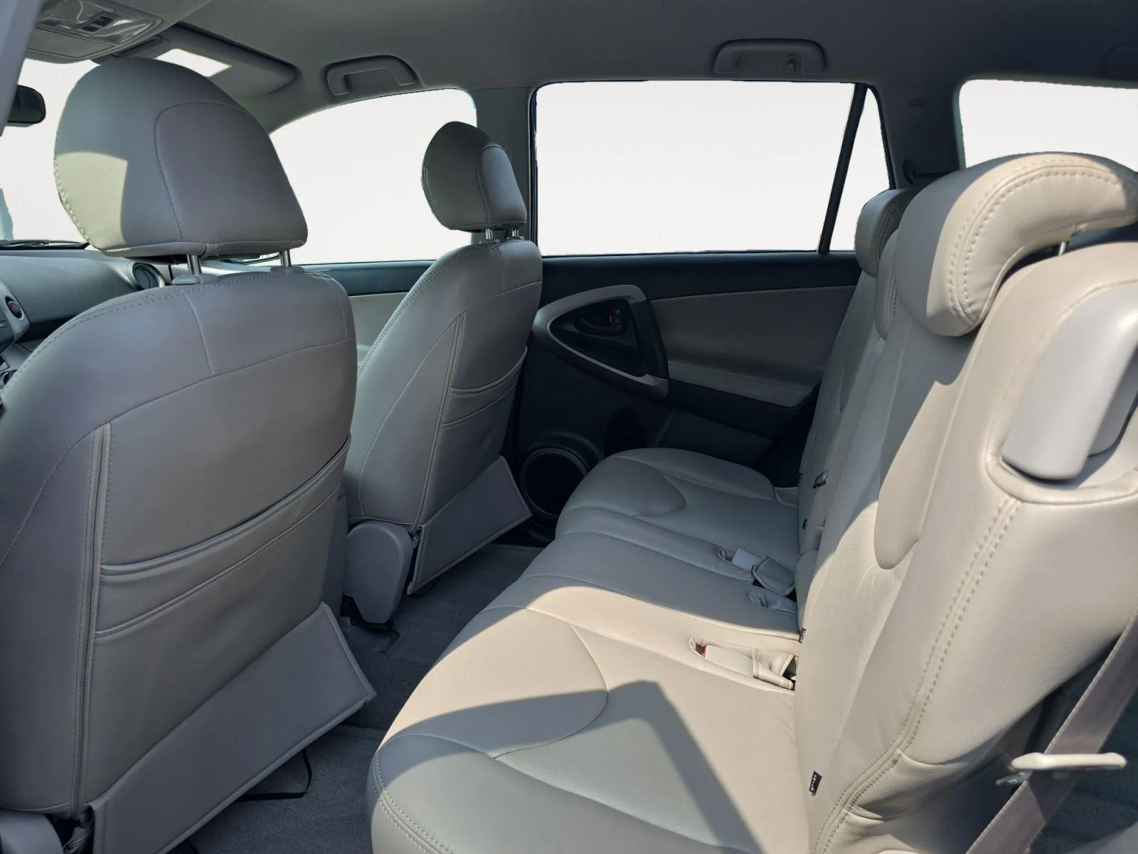 Used 2008 Pacific Blue Metallic Toyota  image 16