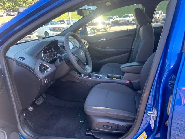 Used 2017 Kinetic Blue Chevrolet LT image 23
