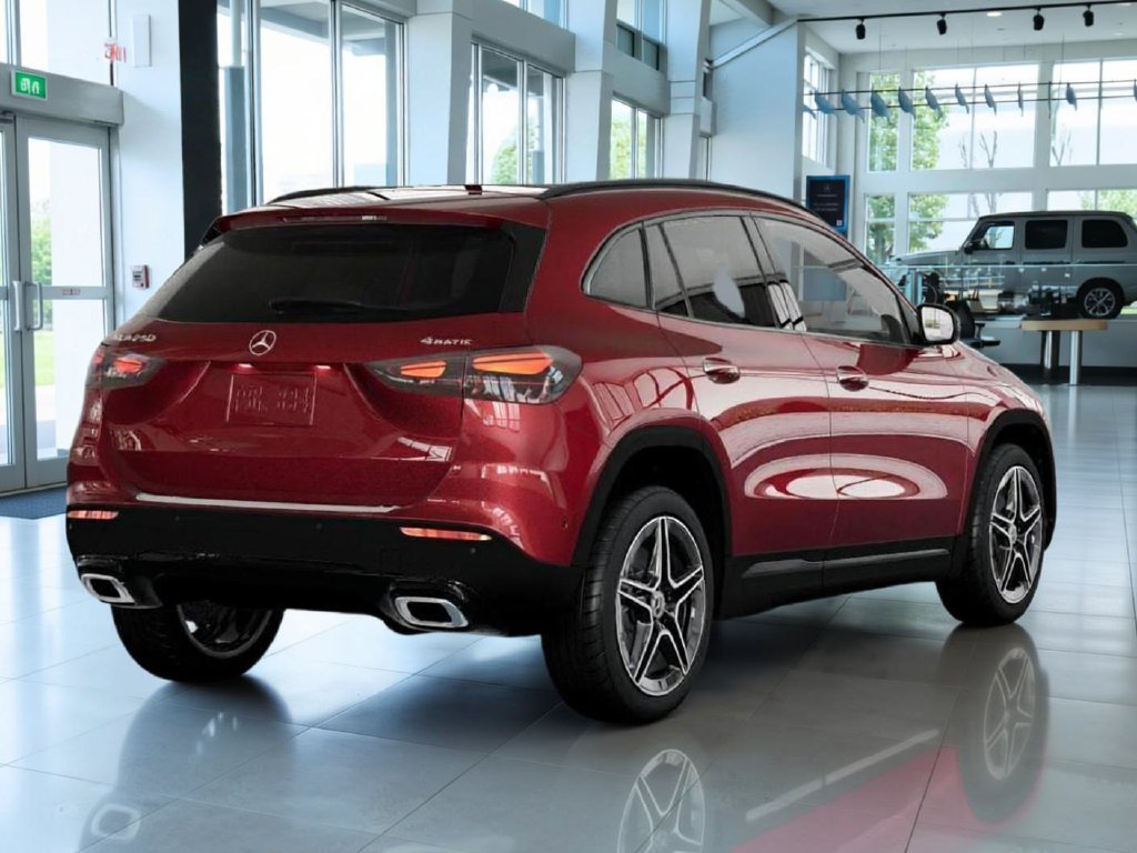 New 2026 MANUFAKTUR Patagonia Red Metallic Mercedes-Benz GLA 250 image 62