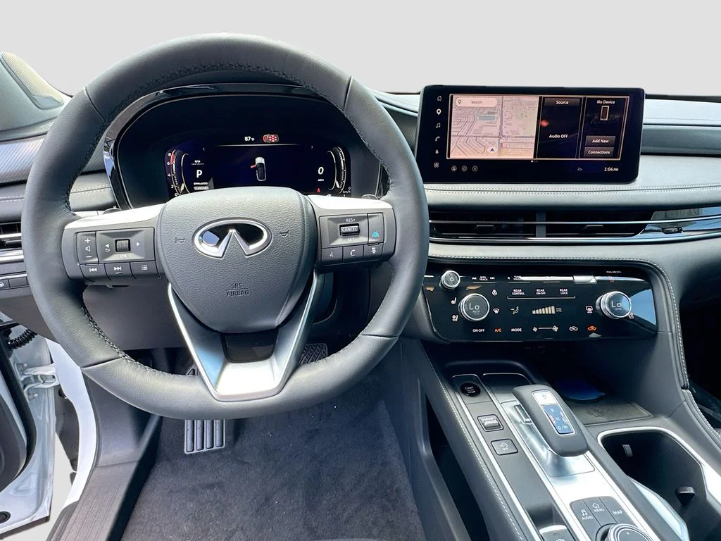 New 2027 RADIANT WHITE INFINITI Luxe FWD image 11