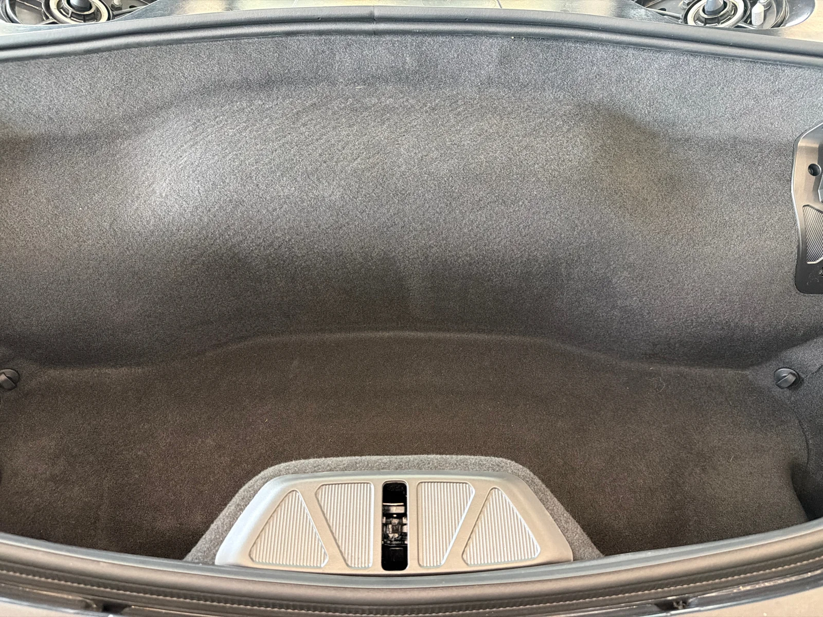 Used 2025 Black Chevrolet 1LZ image 43