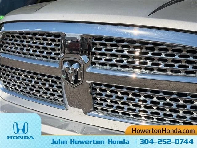 Used 2017 Silver Ram Laramie image 14