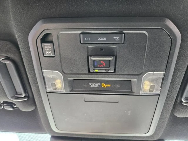 Used 2025 White Toyota SR5 image 27
