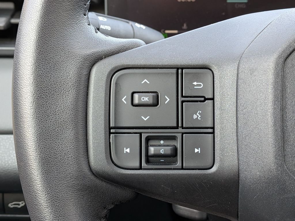Used 2026 Brown Toyota XLE Premium image 21