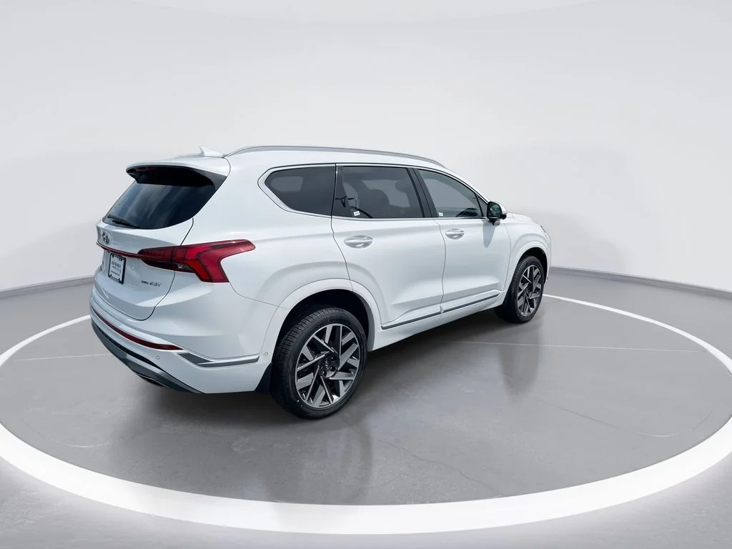 Used 2023 White Hyundai Calligraphy image 8