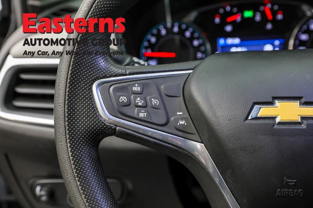 Used 2022 Gray Chevrolet LT image 15