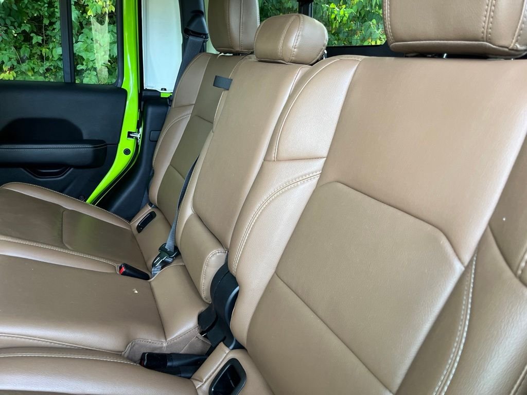 Used 2021 Limited Edition Gecko Clearcoat Jeep Rubicon image 38