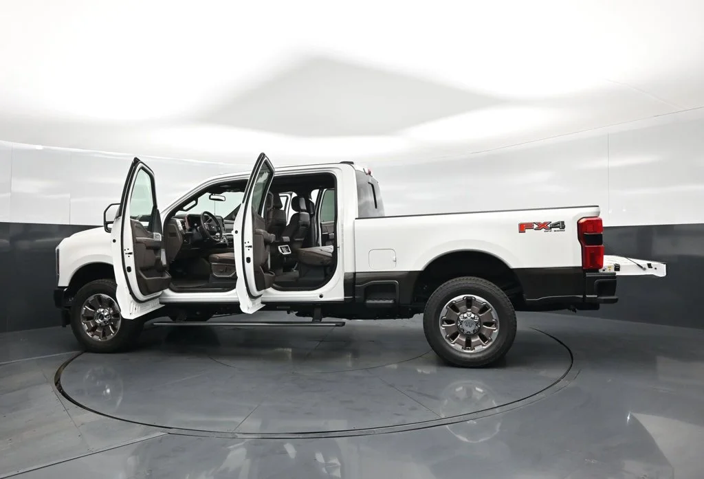 Used 2025 White Ford King Ranch image 35
