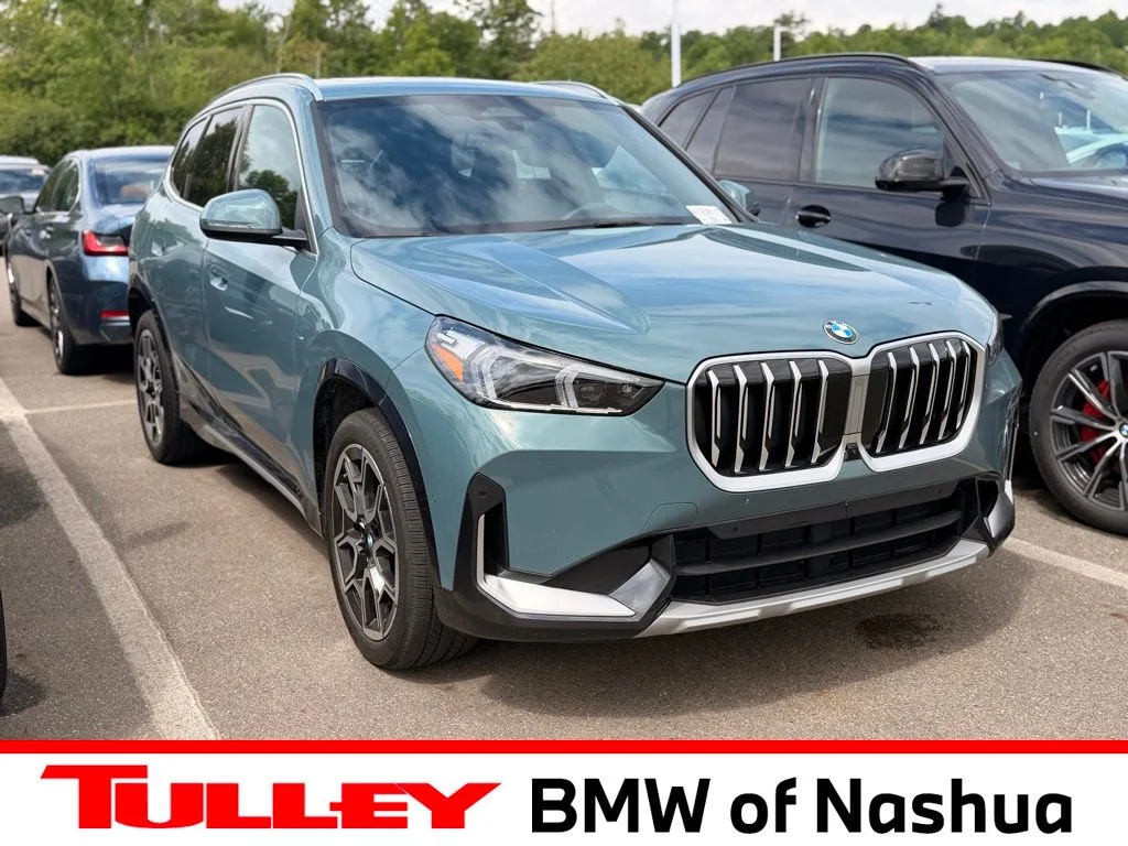 2025 BMW X1's photo
