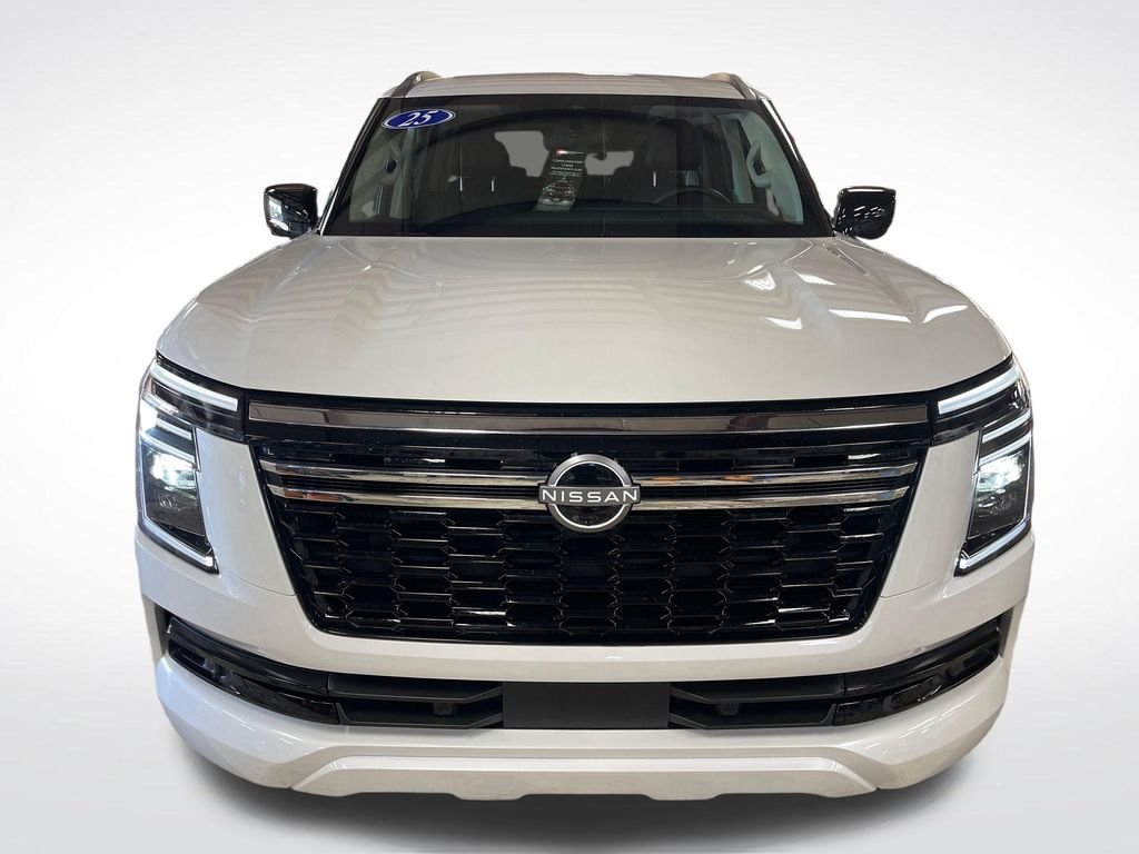 Used 2025 Aspen White Nissan SV image 9