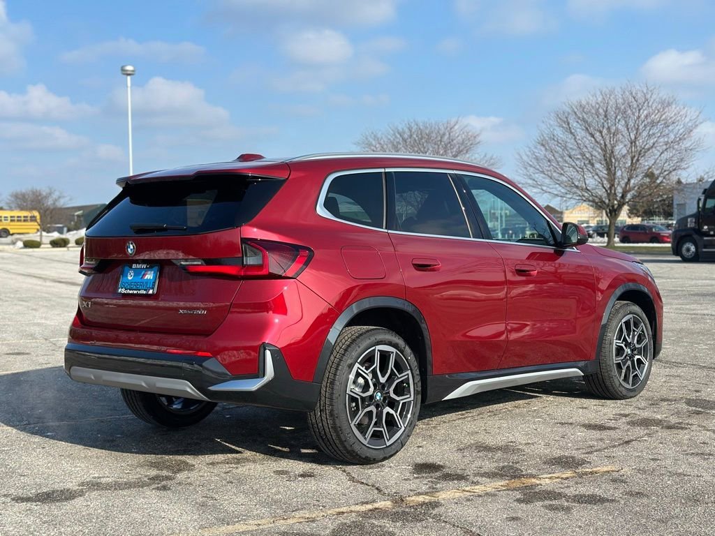 New 2026 Vegas Red Metallic BMW xDrive28i image 7