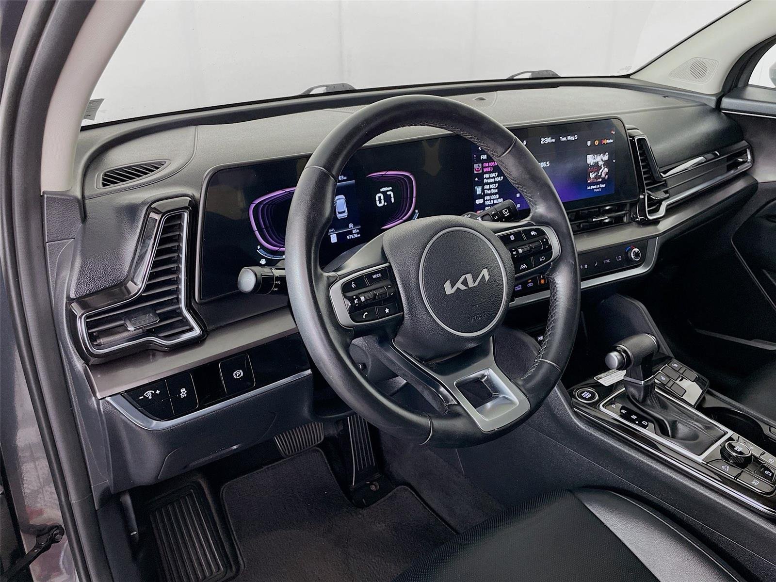 Used 2023 Gravity Gray Kia EX image 12