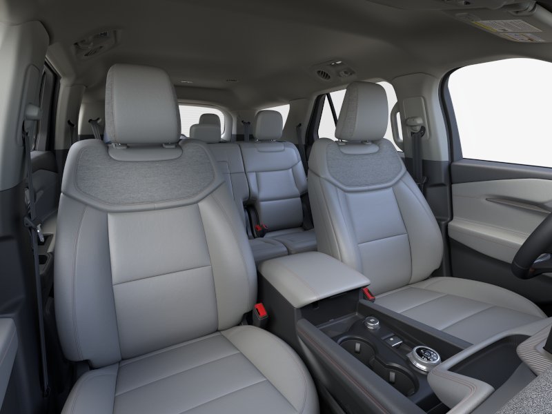 New 2026 Star White Metallic Tri-Coat Ford Active image 33