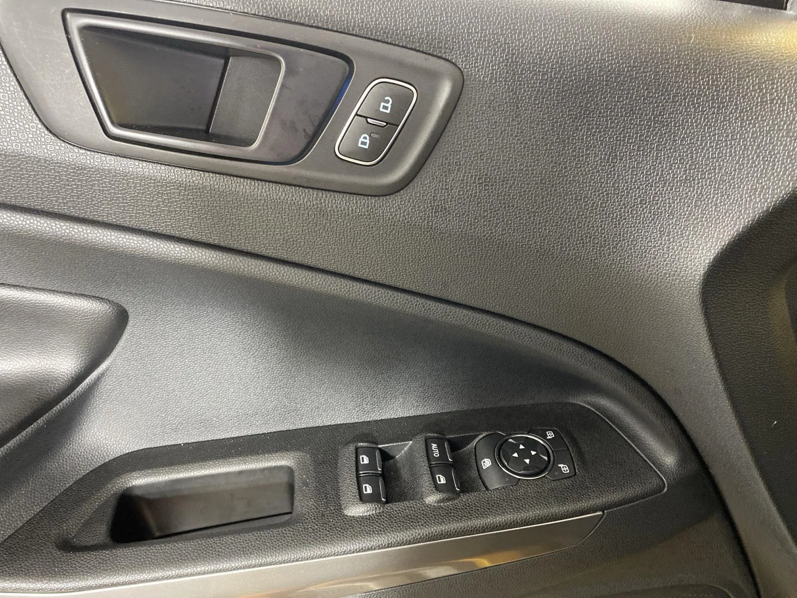 Used 2022 Yw Ford SES image 12