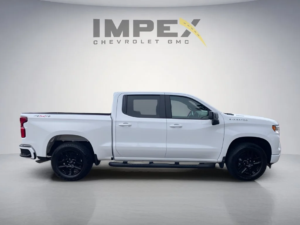 New 2026 White Chevrolet RST image 6