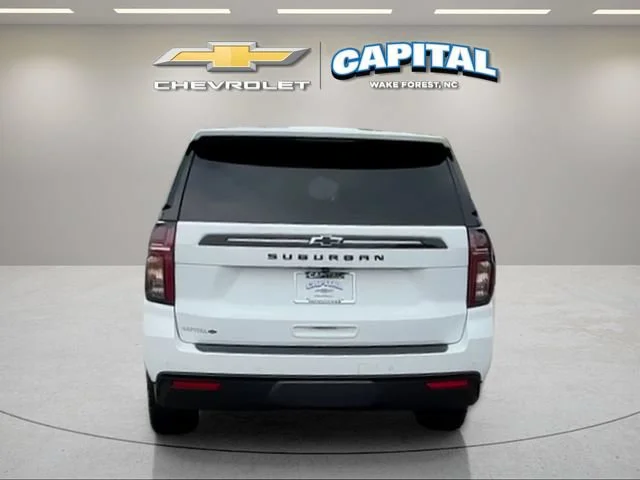 Used 2024 Summit White Chevrolet Z71 image 4