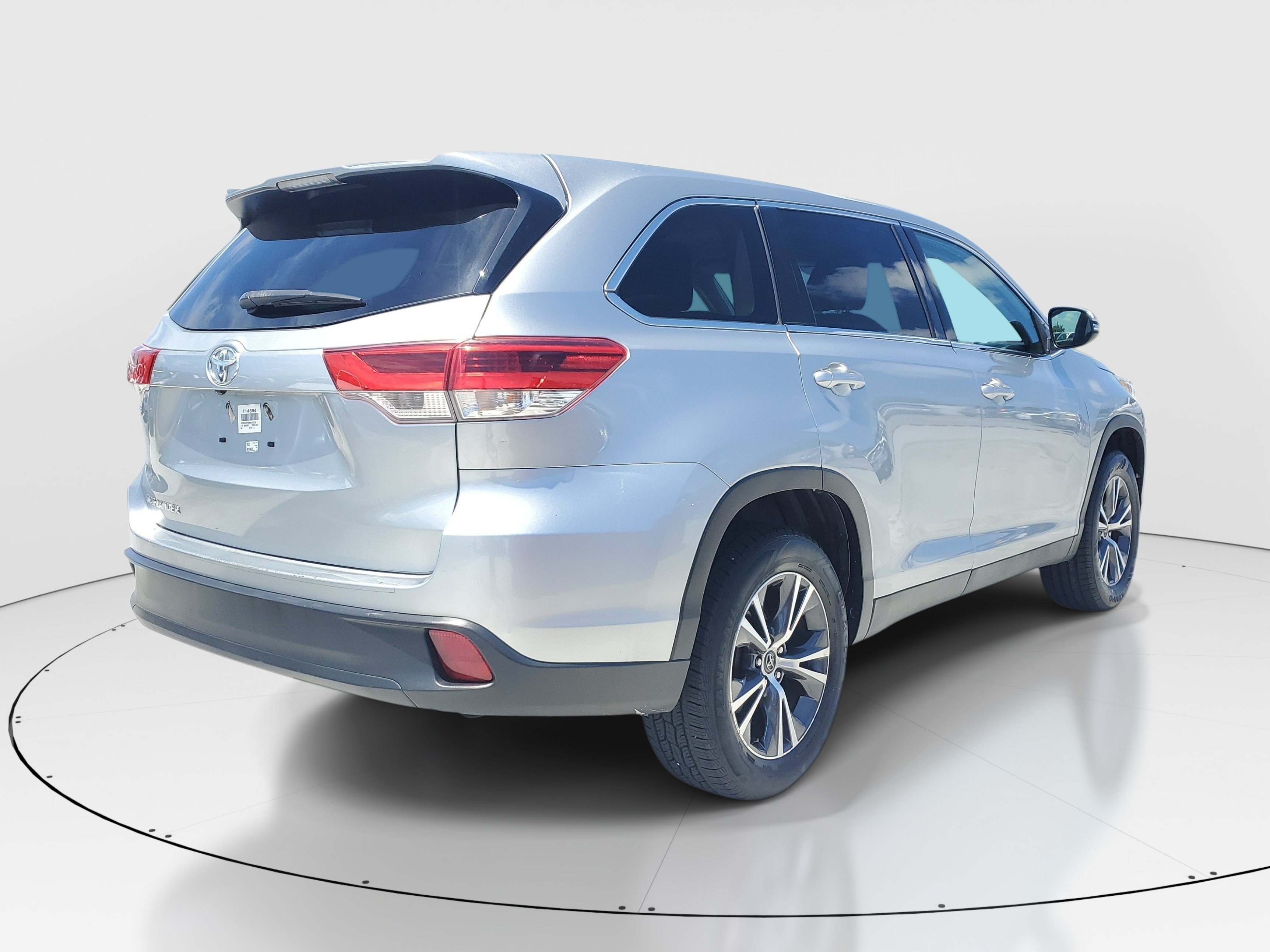 Used 2019 Celestial Silver Metallic Toyota LE image 6