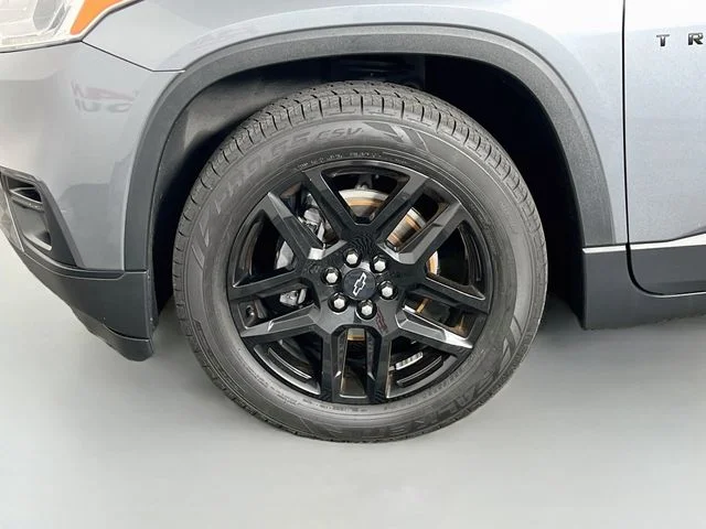Used 2020 Gray Chevrolet LS image 25