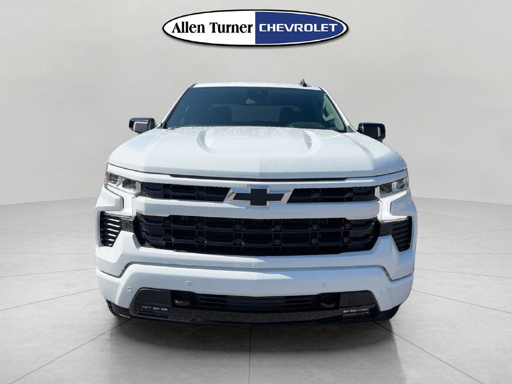 New 2026 Summit White Chevrolet RST image 2