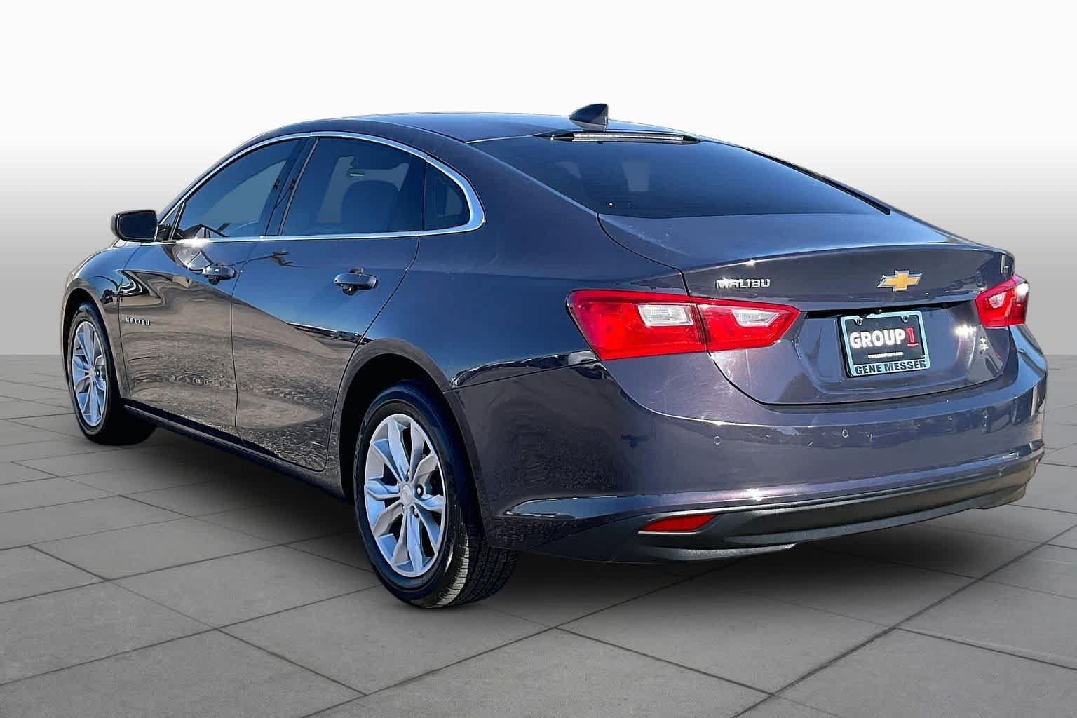 Used 2025 Night Chevrolet LT image 11