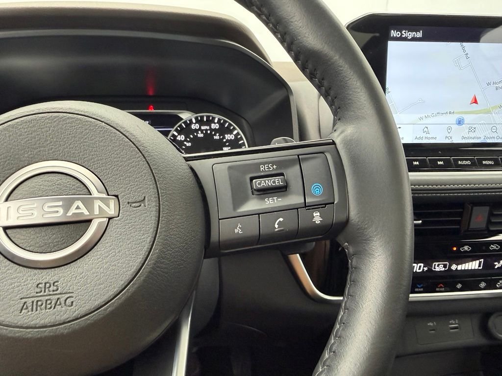 Used 2023 White Nissan SL image 46