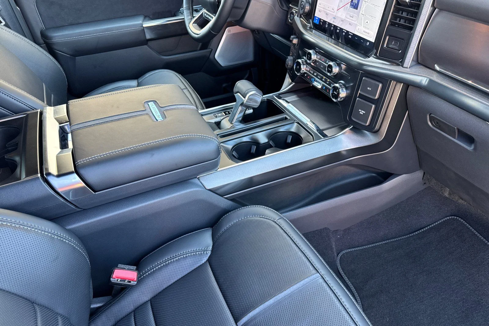 New 2026 Carbonized Gray Metallic Ford Platinum® image 18