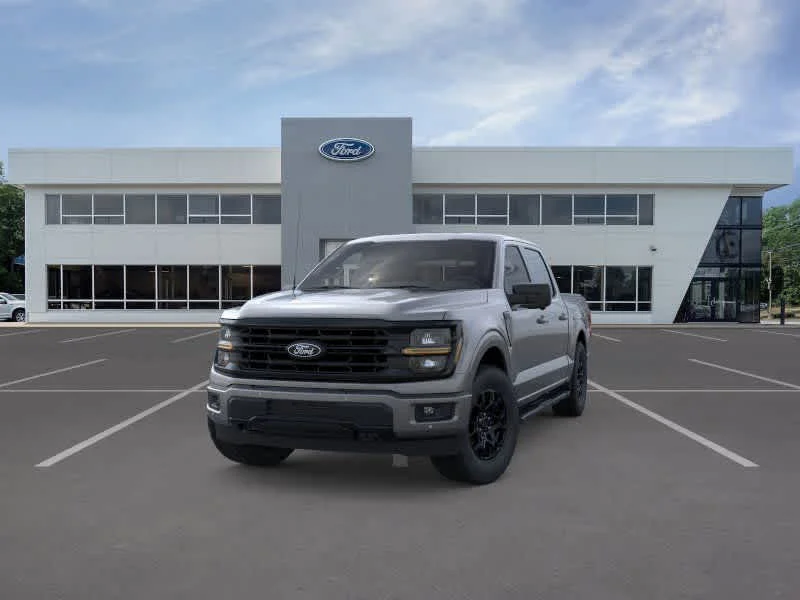 New 2026 Carbonized Gray Metallic Ford XLT image 2