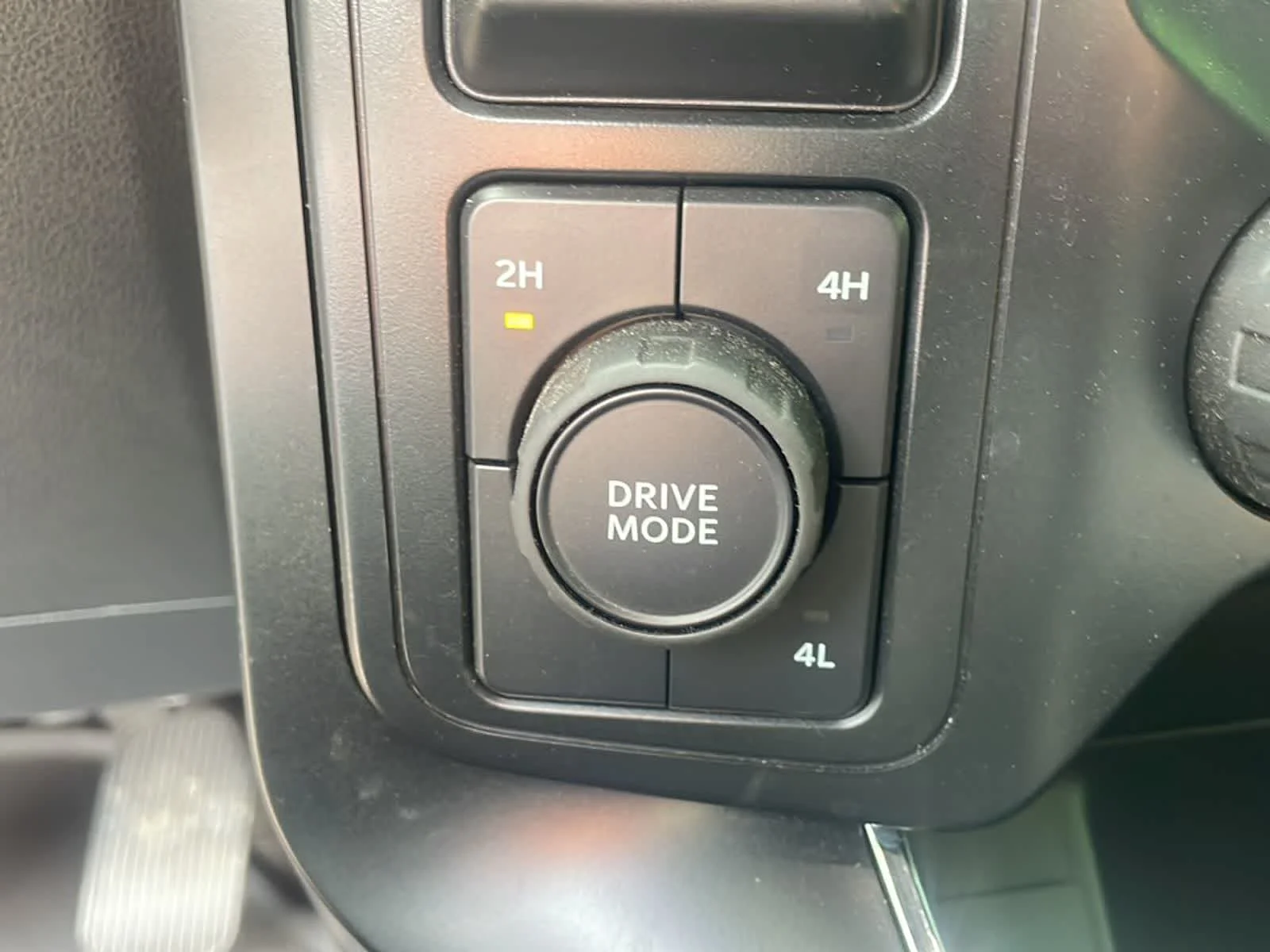 Used 2024 Avalanche Ford STX image 17